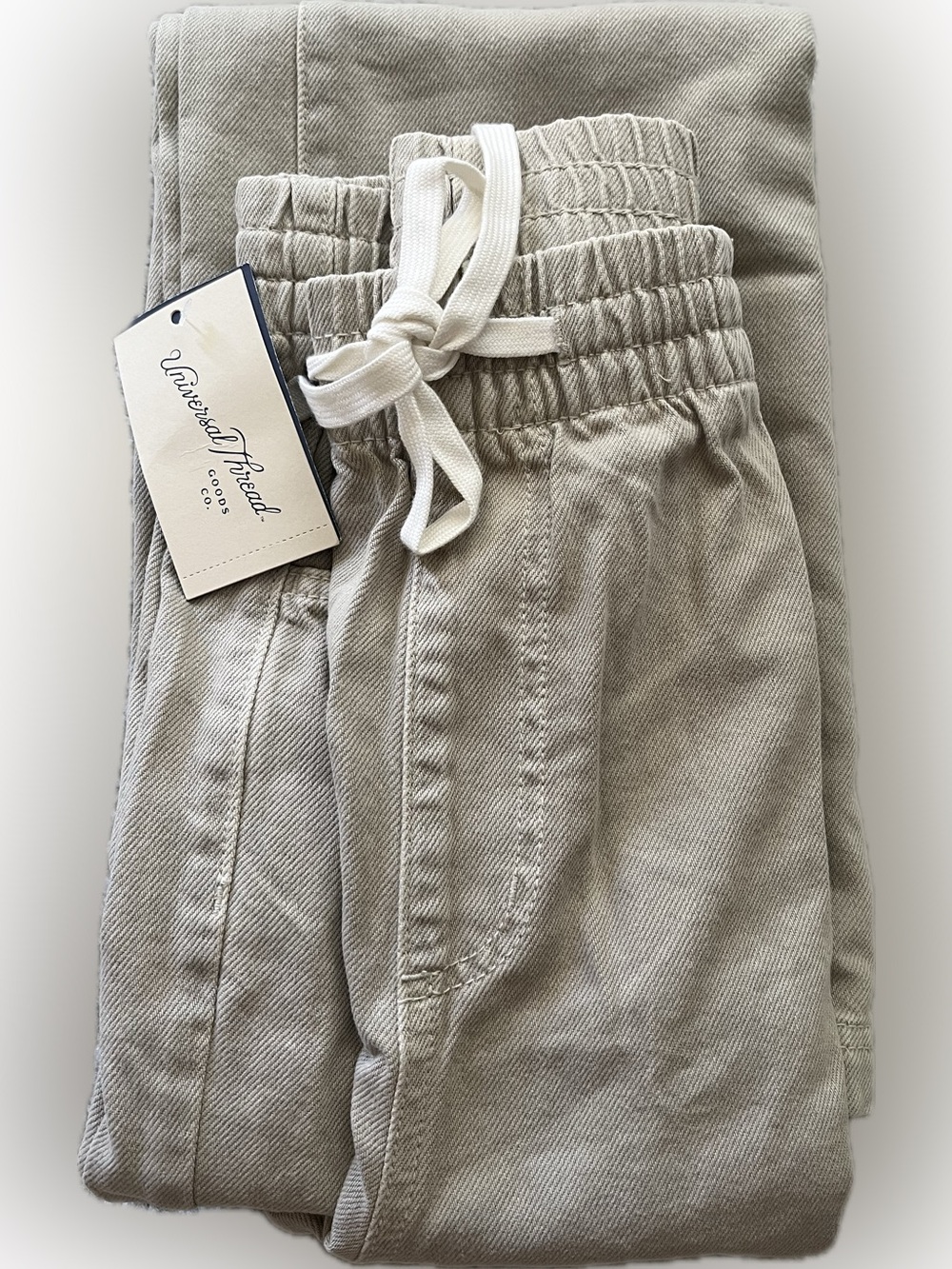 [NWT]  UNIVERSAL THREAD High-Rise Drawstring Pull-on Pants